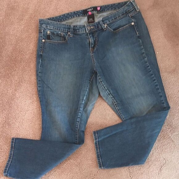 Torrid Denim Straight Leg Jeans. Coastal Cowgirl, Normcore, Denim - Picture 2 of 11